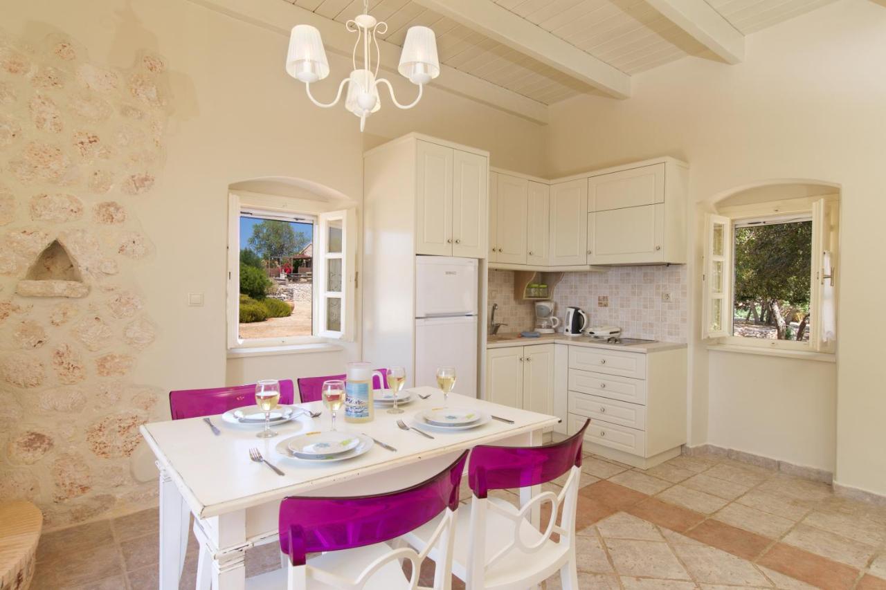 Stone Cottages Khalikerí Екстериор снимка